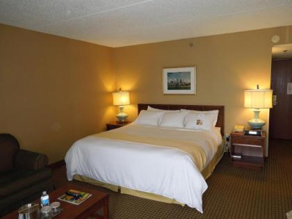 Radisson Cleveland Airport - image 12