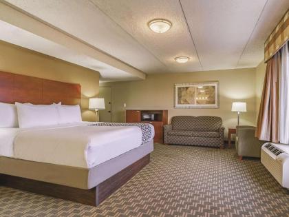 La Quinta by Wyndham Cleveland Airport West - image 12