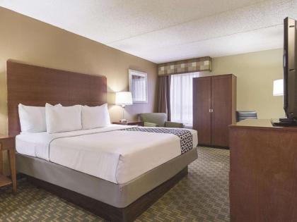 La Quinta by Wyndham Cleveland Airport West - image 15