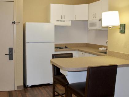 Extended Stay America Suites - Cleveland - Airport - North Olmsted - image 13