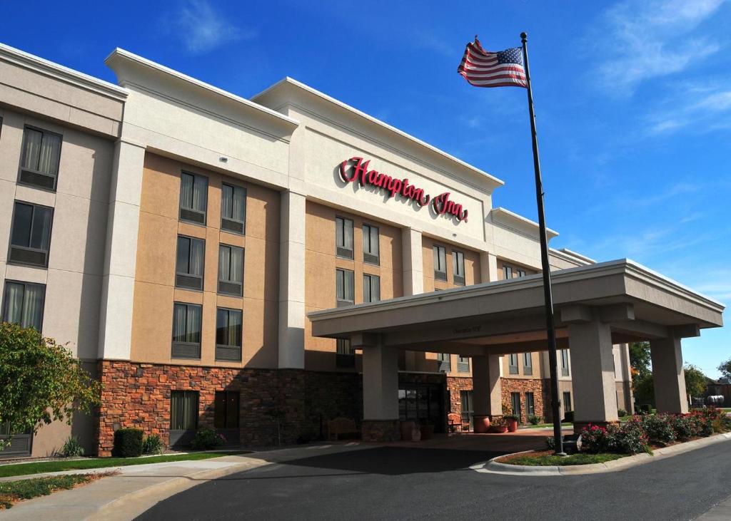 Hampton Inn - North Platte - main image