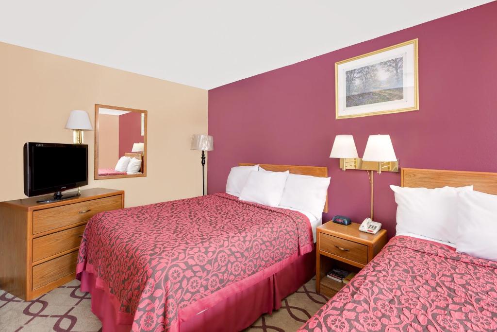 Days Inn by Wyndham North Sioux City - image 7