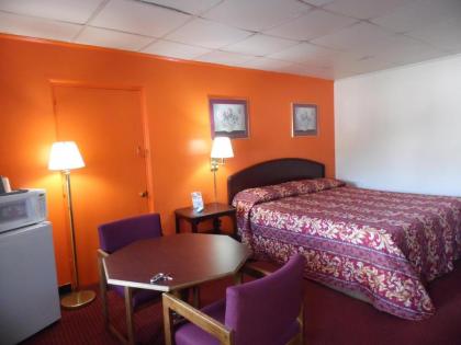 Tazewell Motel - image 2