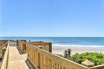 Breezy Oceanfront Condo with Lanai Steps to Beach! - image 13