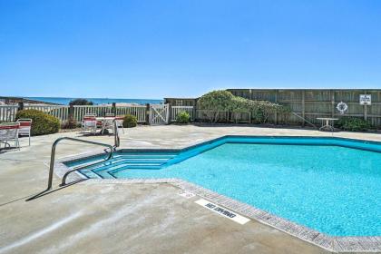 Breezy Oceanfront Condo with Lanai Steps to Beach! - image 15