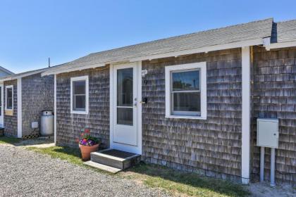 Truro Beach Cottages - image 12