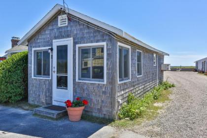 Truro Beach Cottages - image 13