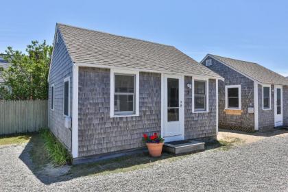 Truro Beach Cottages - image 5