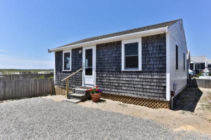 Truro Beach Cottages - image 8