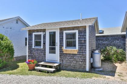 Truro Beach Cottages - image 9