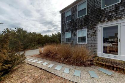 Sandpiper Cottage - image 8