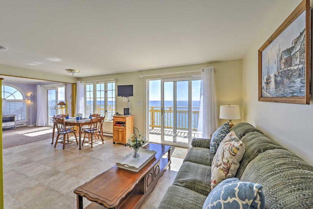 Truro Condo with Deck on Cape Cod National Seashore - main image