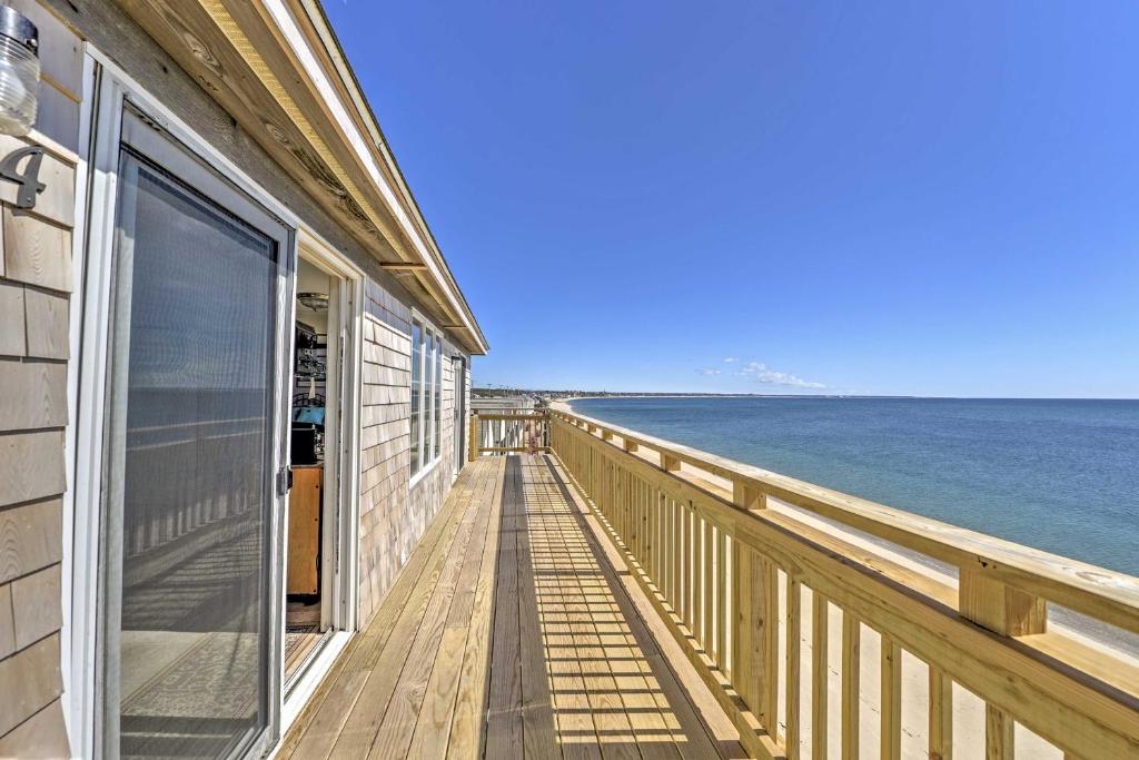 Truro Condo with Deck on Cape Cod National Seashore - image 6