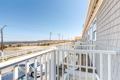 Nautical Haven at Seaside - image 11