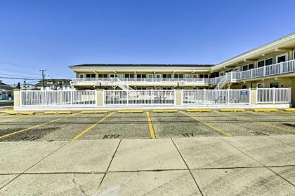 North Wildwood Condo with Pool near Boardwalk! - image 9