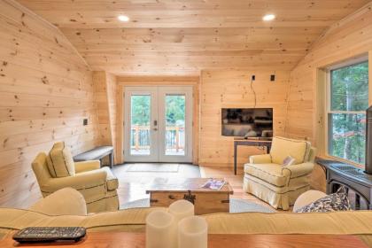 Cozy Apt with Deck about 5 Miles to Acadia Natl Park! - image 11