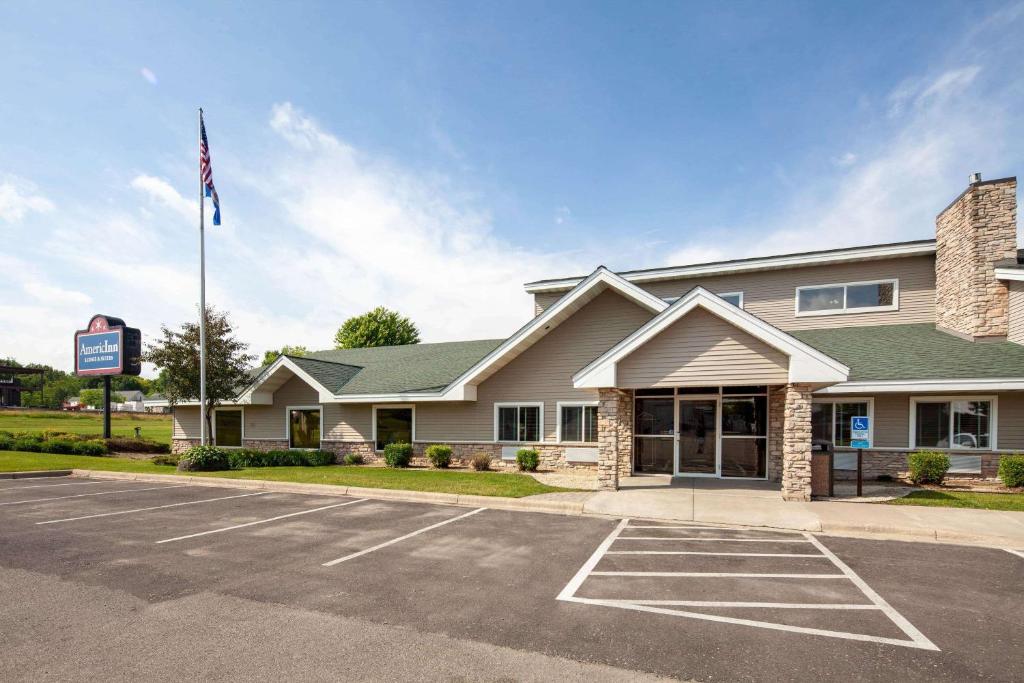 AmericInn by Wyndham Northfield - image 3