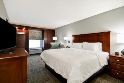 Hampton Inn Detroit Northville - image 10