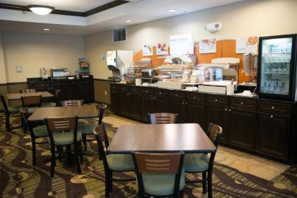 Holiday Inn Express & Suites Northwood an IHG Hotel - image 10