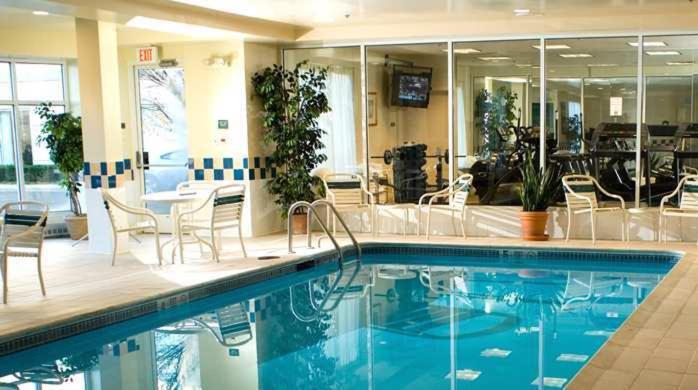 Hilton Garden Inn Norwalk - image 3