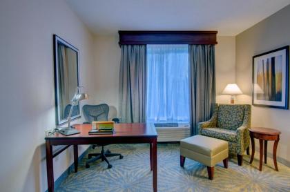 Hilton Garden Inn Norwalk - image 9