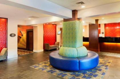 DoubleTree by Hilton Norwalk - image 19