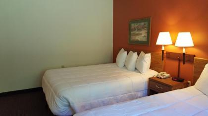 Americas Best Value Inn & Suites - Norway - image 3