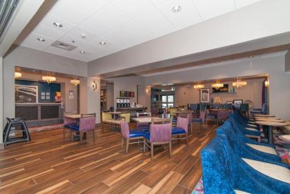 Hampton Inn Norwich - image 15