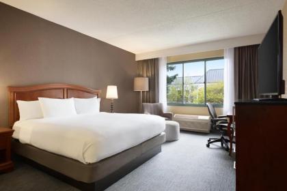 DoubleTree by Hilton Detroit Novi - image 3