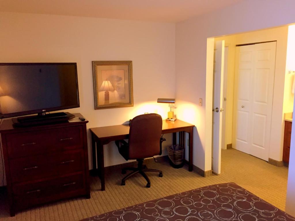 Staybridge Suites Detroit-Novi an IHG Hotel - image 7