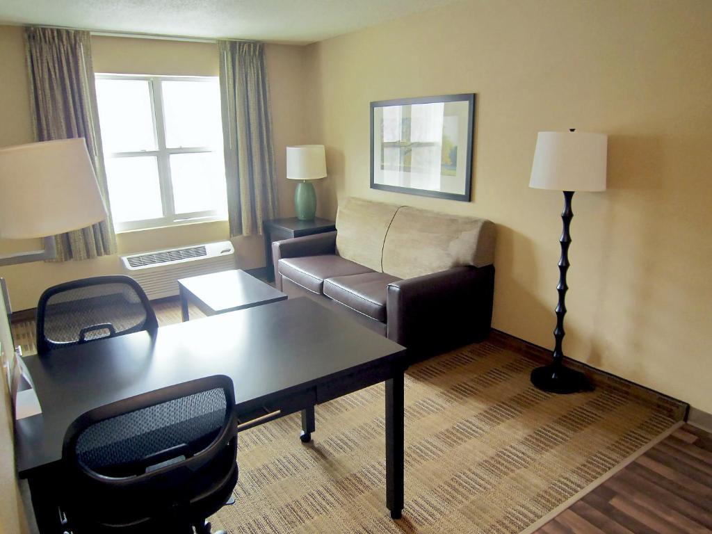 Extended Stay America Suites - Detroit - Novi - Orchard Hill Place - image 7