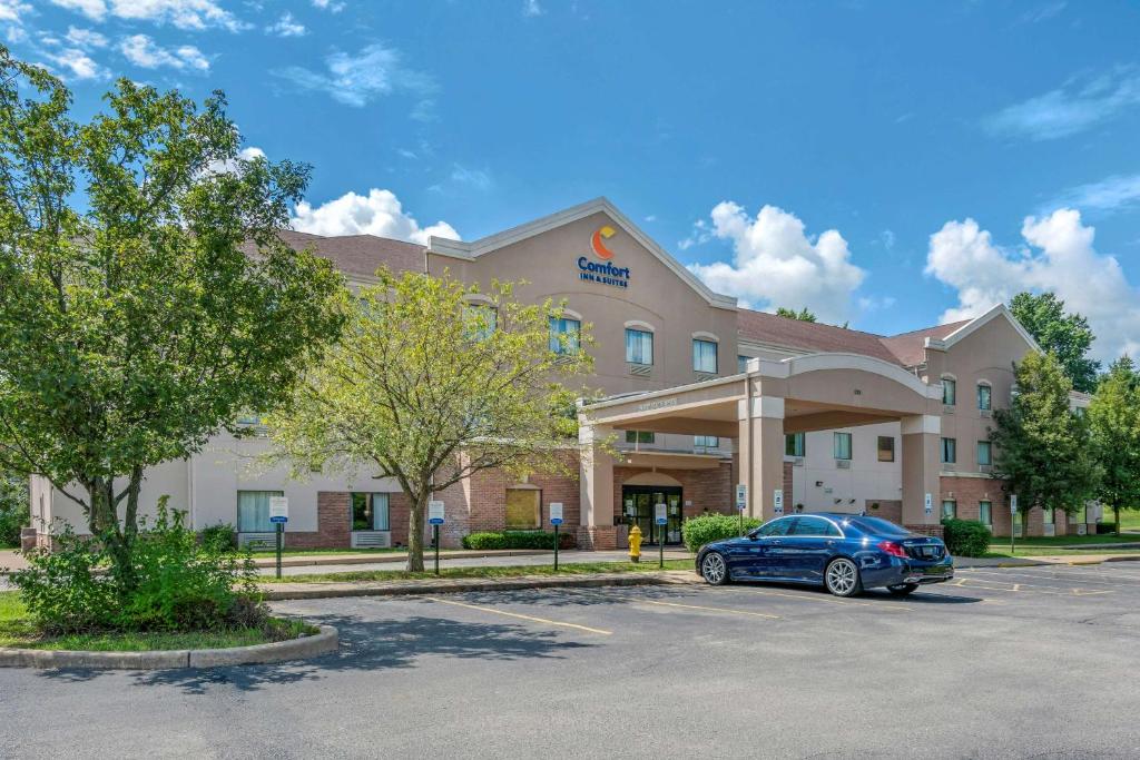 Comfort Inn & Suites St Louis-O'Fallon - main image