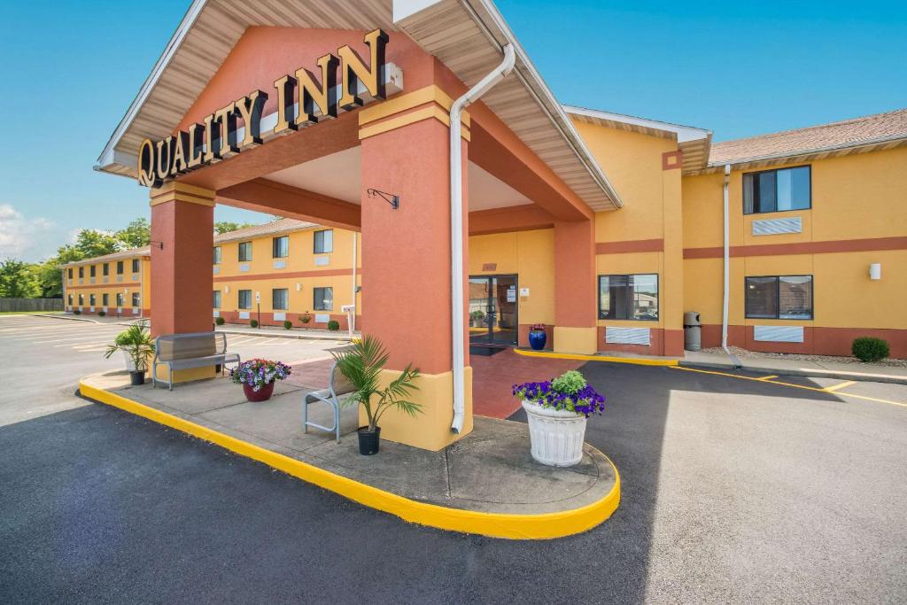 Quality Inn O'Fallon I-64 - main image