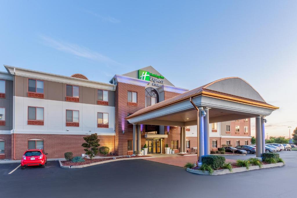 Holiday Inn Express Hotel & Suites Shiloh/O'Fallon an IHG Hotel - main image