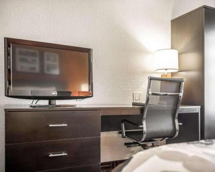 Sleep Inn Ofallon - image 7