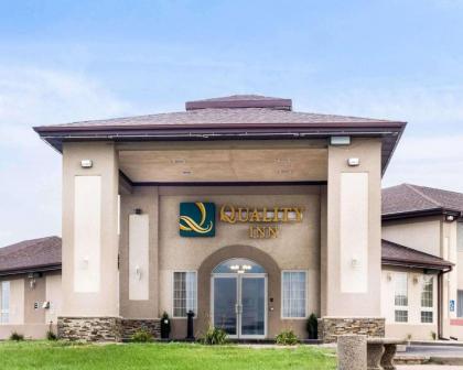 Quality Inn Oacoma - image 1