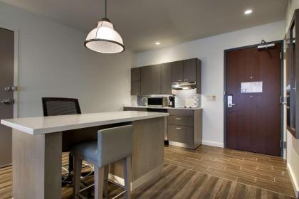 Hyatt House Oak Brook - image 4