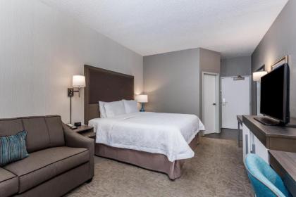 Hampton Inn Milwaukee Airport - image 14