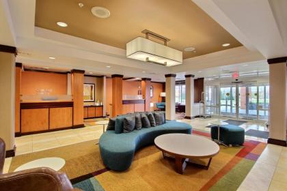 Fairfield Inn & Suites by Marriott Milwaukee Airport - image 14