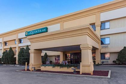 La Quinta Inn by Wyndham Milwaukee Airport / Oak Creek - image 11