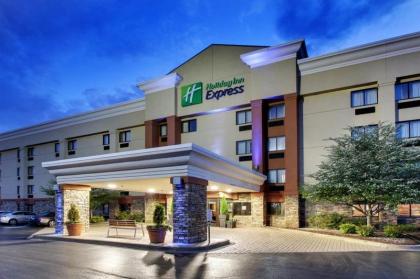 Holiday Inn Express Oak Grove - image 3