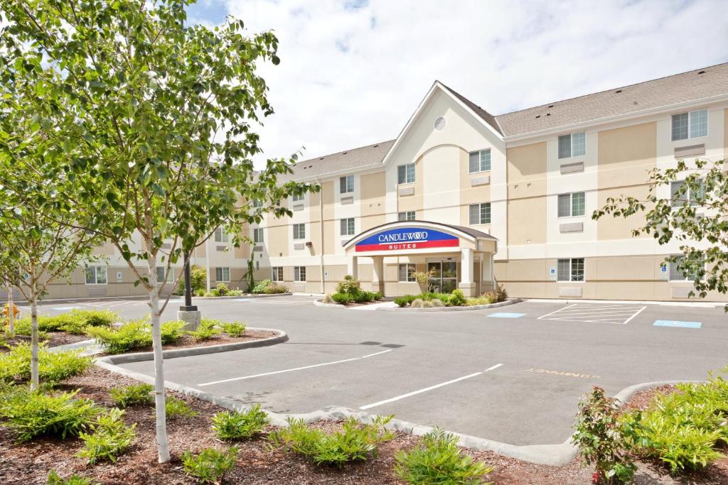 Candlewood Suites Oak Harbor an IHG Hotel - main image