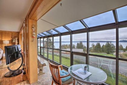 Family Home with Skagit Bay View - 6 Mi to Downtown! - image 12