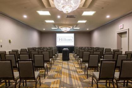 Hilton Chicago/Oak Lawn - image 15