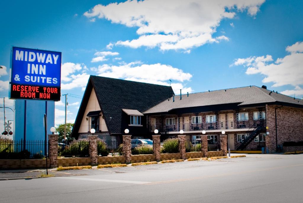 Midway Inn & Suites - main image