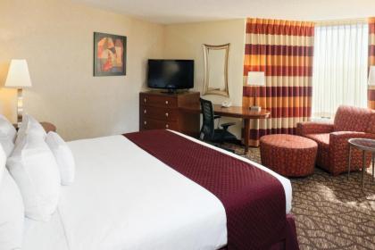 DoubleTree by Hilton Hotel Oak Ridge - Knoxville - image 3