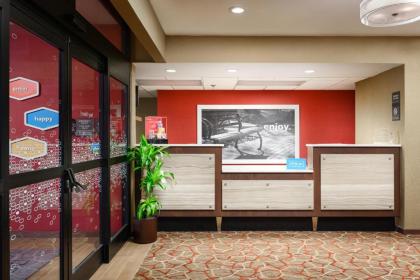 Hampton Inn Oak Ridge Knoxville - image 14