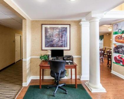 Quality Inn Oak Ridge - image 12