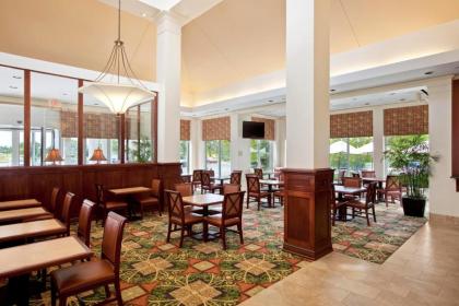 Hilton Garden Inn Oakbrook Terrace - image 10