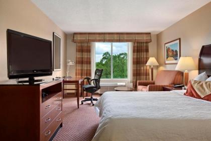 Hilton Garden Inn Oakbrook Terrace - image 3